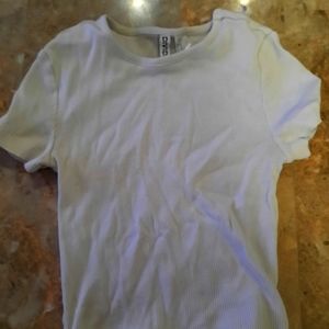 Tight croped t shirt